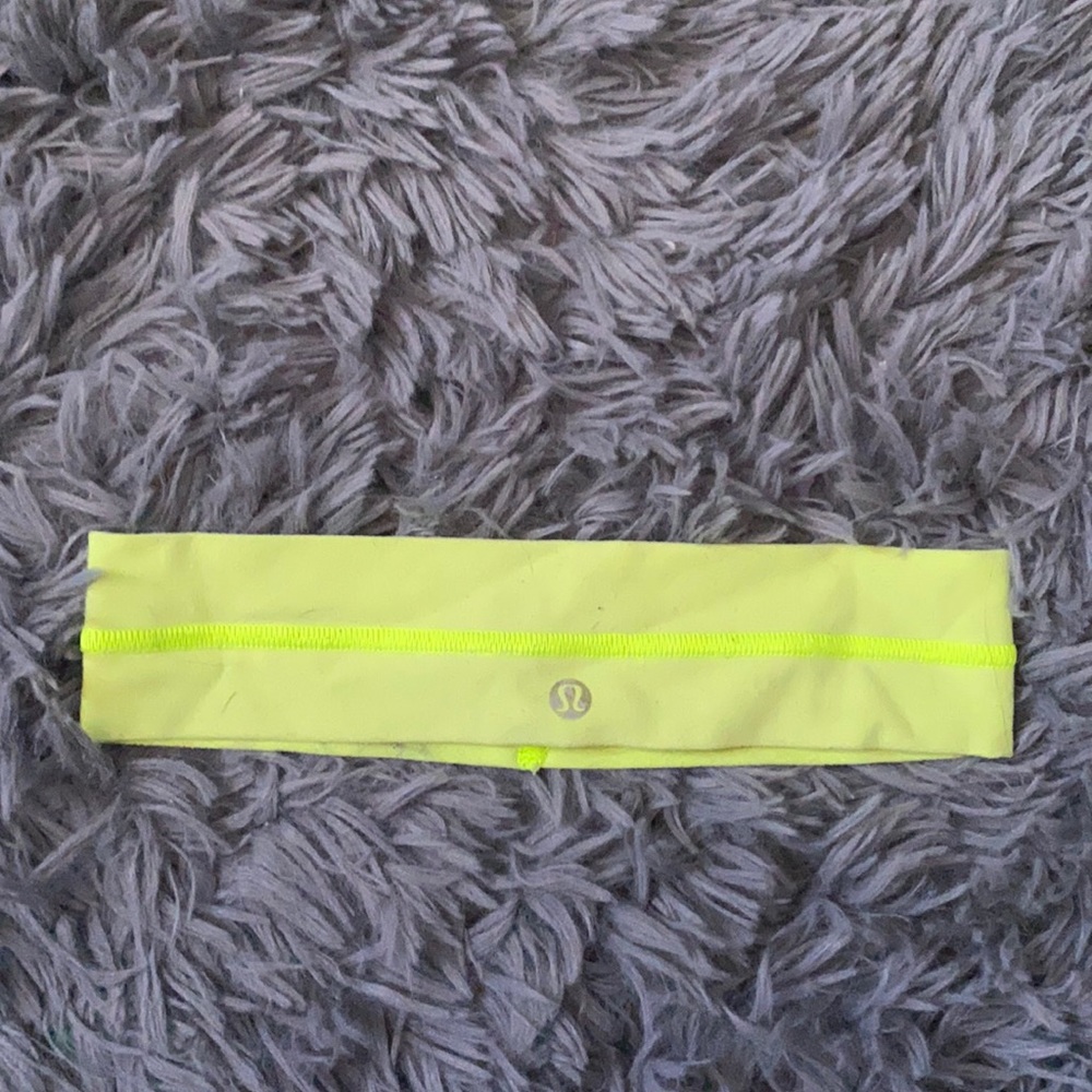 LULULEMON headband!